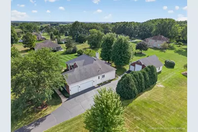 17119 Fieldstone Drive, Marengo, IL 60152 - Photo 3