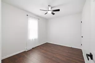 8622 S 78th Ave, Bridgeview, IL 60455 - Photo 13