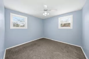 223 S Orchard Dr, Park Forest, IL 60466 - Photo 9