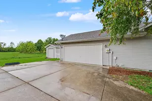 2606 W John St, Champaign, IL 61821 - Photo 29