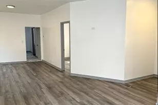 5807 S Laflin St, Chicago, IL 60636 - Photo 3