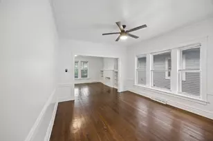 7638 S Merrill Ave, Chicago, IL 60649 - Photo 9
