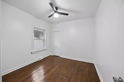 [Address not provided], Chicago, IL 60649 - Photo 13