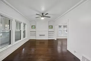 7638 S Merrill Ave, Chicago, IL 60649 - Photo 5