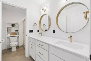 600 W 6th St Ct, Coal Valley, IL 61240 - Photo 33