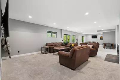 600 W 6th St Court, Coal Valley, IL 61240 - Photo 37