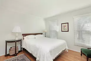 19 The Ct Of Greenway, Northbrook, IL 60062 - Photo 9
