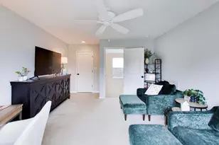 1331 Avery Ave, Wheaton, IL 60187 - Photo 25