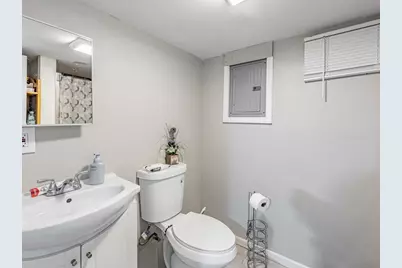 1045 Palace Street, Aurora, IL 60506 - Photo 15