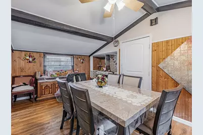 1045 Palace Street, Aurora, IL 60506 - Photo 7