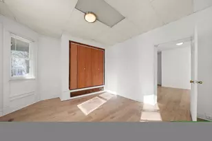 1095-1097 E Merchant St, Kankakee, IL 60901 - Photo 3