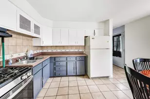 440 E Fullerton Ave, Glendale Heights, IL 60139 - Photo 7