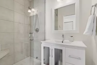 2106 W Addison Street, Chicago, IL 60618 - Photo 21