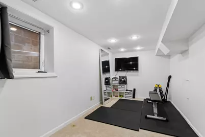 2106 W Addison Street, Chicago, IL 60618 - Photo 23
