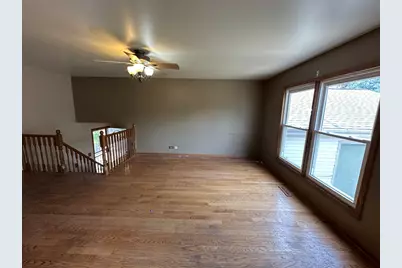 863 Pleasant Street, Woodstock, IL 60098 - Photo 3