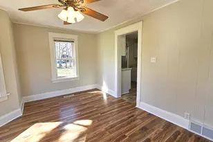 534 Center St, South Beloit, IL 61080 - Photo 11