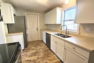 534 Center St, South Beloit, IL 61080 - Photo 15