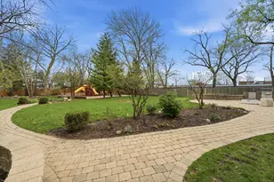 2181 2nd St, Northbrook, IL 60062 - Photo 41