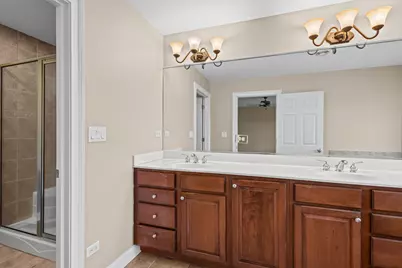 519 Brownstone Drive, Saint Charles, IL 60174 - Photo 19