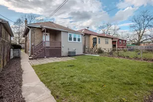 1226 Hayes Ave, Oak Park, IL 60302 - Photo 13