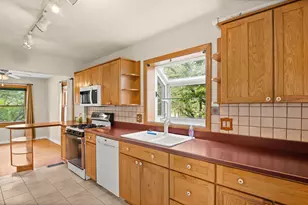 511 Elm Ave, Geneva, IL 60134 - Photo 13