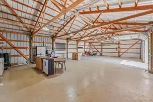 1431 Gillis Rd, Malta, IL 60150 - Photo 7