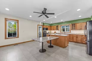 1431 Gillis Rd, Malta, IL 60150 - Photo 11