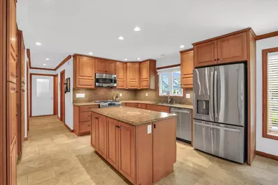 2706 N Salisbury Court, Champaign, IL 61821 - Photo 5