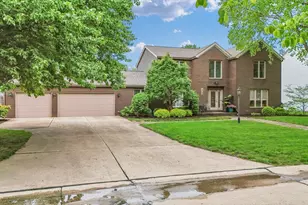 2706 N Salisbury Ct, Champaign, IL 61821 - Photo 13