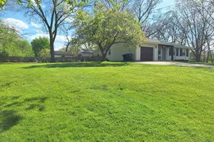 227 Juneway Terrace, Lake Bluff, IL 60044 - Photo 1