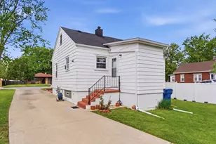 1608 N Center St, Crest Hill, IL 60403 - Photo 11