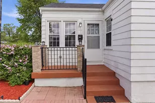 1608 N Center St, Crest Hill, IL 60403 - Photo 5
