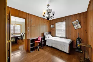 16404 Betty Ln, South Holland, IL 60473 - Photo 9