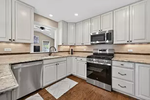 1003 S Fairview Ave, Lombard, IL 60148 - Photo 13