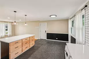5230 Park Ln, Crestwood, IL 60418 - Photo 11