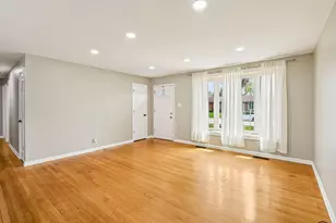 5230 Park Ln, Crestwood, IL 60418 - Photo 3