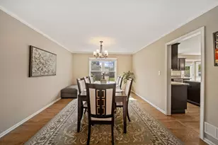 892 Somerset Dr, Carol Stream, IL 60188 - Photo 11