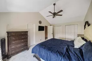 892 Somerset Dr, Carol Stream, IL 60188 - Photo 17