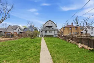 2807 Elizabeth Ave, Zion, IL 60099 - Photo 5