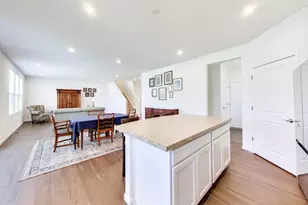 497 Darin Ct, Batavia, IL 60510 - Photo 9