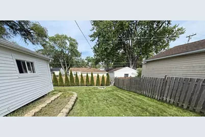 1011 N Haddow Avenue, Arlington Heights, IL 60004 - Photo 25