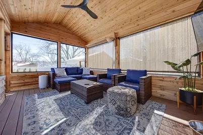 1011 N Haddow Avenue, Arlington Heights, IL 60004 - Photo 23