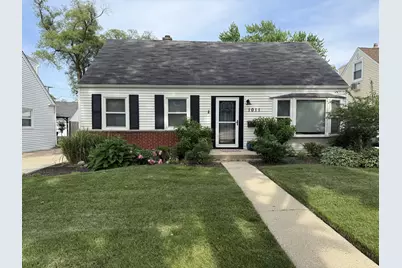 1011 N Haddow Avenue, Arlington Heights, IL 60004 - Photo 1
