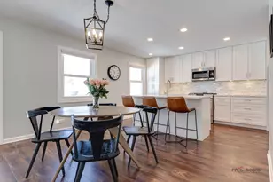 1011 N Haddow Ave, Arlington Heights, IL 60004 - Photo 7