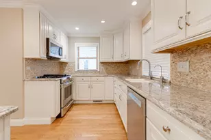 9 S Ridge Ave, Arlington Heights, IL 60005 - Photo 13