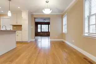 9 S Ridge Ave, Arlington Heights, IL 60005 - Photo 9