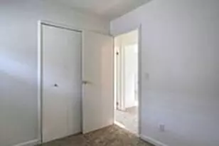 503 E Bradley Ave, Champaign, IL 61820 - Photo 7