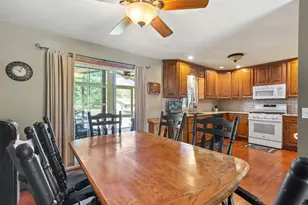 814 Scott St, Algonquin, IL 60102 - Photo 5