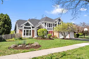 2116 Birchwood Ln, Buffalo Grove, IL 60089 - Photo 1