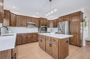6437 Davane Ct, Downers Grove, IL 60516 - Photo 13